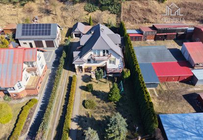 Dom 300m² + lokal usługowy + mieszkanie na wynajem