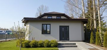 Dom z przestrzenią pod działalność w opocznie