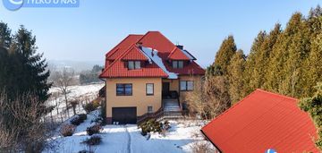 Gaj: duży dom 400m2, 18 ar, dwa mieszkania