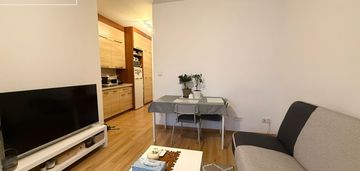 Balkon/dla studentów/blisko komunikacji