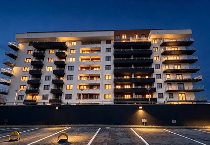 Balkon 12m2, m.post. w garażu, kuchnia z oknem