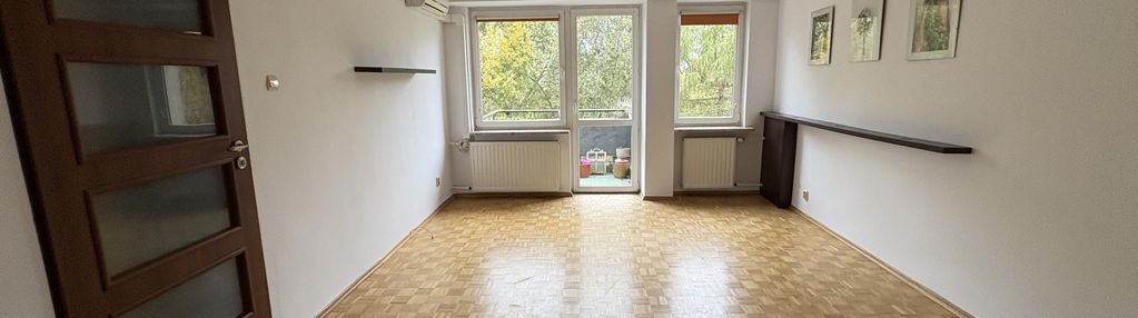 Duże 70m mieszkanie na ostatnim piętrze przy parku