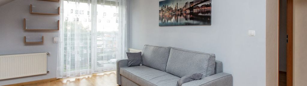 Klimatyzowane 2 pokoje na ogrodzonym osiedlu