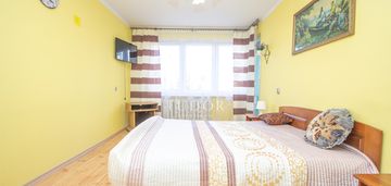 3 pokoje|balkon|oddzielna kuchnia|parter