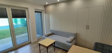 Na wynajem apartament z ogródkiem w spacerowa park