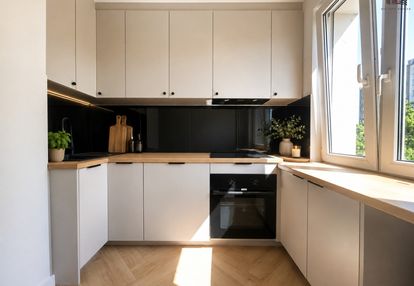 Jasne 2 pokoje, kuchnia, balkon, winda, wrotków