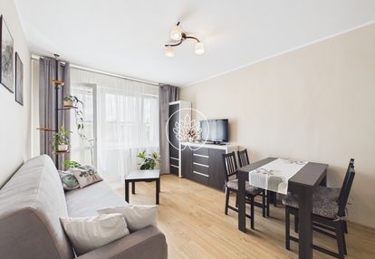 Świeżo po remoncie mieszkanie 3pokojowe z balkonem