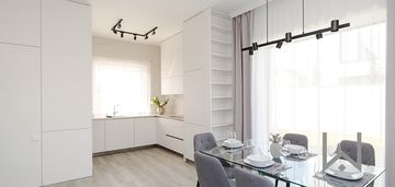 4 pokoje, działka 380 m2, garaż, duży ogród, taras