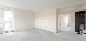 3 pok mieszkanie z 2 balkonami