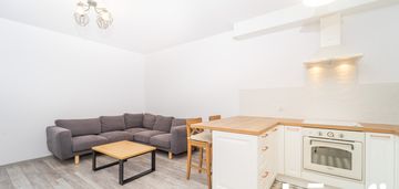 Stylowe mieszkania na garnizonie, parking i kl