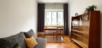 Duży pokój dla studentki | awf | asp | blisko pkp