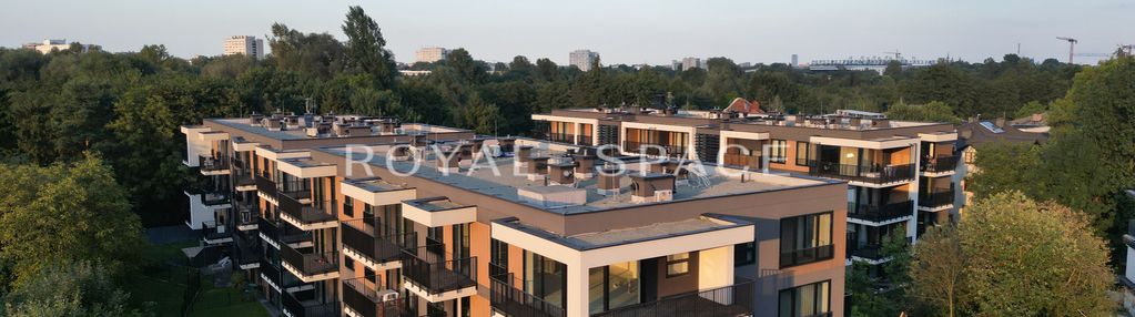 Penthouse z tarasem na dachu | widok na las wolski