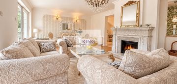 Elegancki dom z działką 1300m2 i garażem!