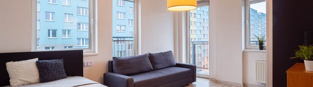 Rozkładowe, umeblowane, garaż, balkon