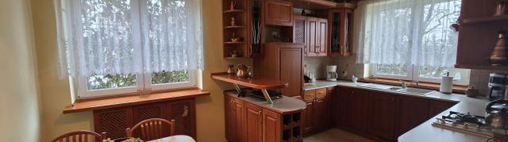 Dom z możliwością wydzielenia dwóch mieszkań