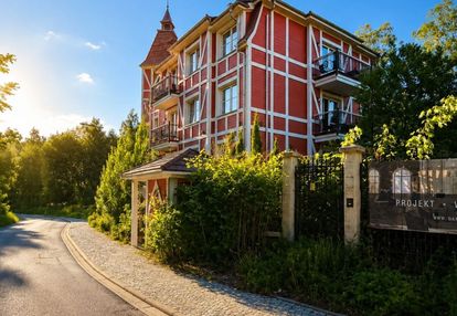 Apartament z garażem i balkonem