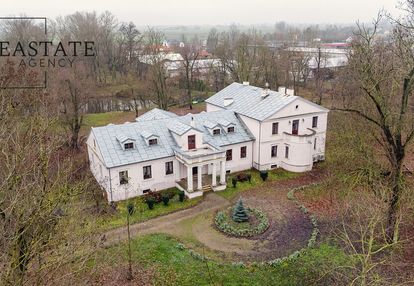 Zabytkowy pałacyk/piękny park/pompa ciepła