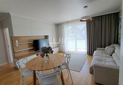 4 pory roku  cudne mieszkanie 41 m2 ul. grondysa