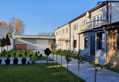 Polesie - dom z warsztatem samochodowym