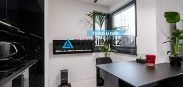 Wysoki standard, klimatyzacja, wyposażenie w cenie