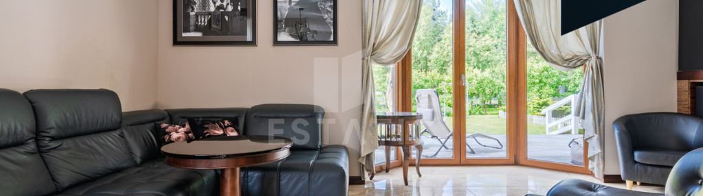 Ekskluzywny dom z dużą działką w tuchomiu