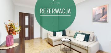 Rozkładowe, dwupokojowe mieszkanie w centrum