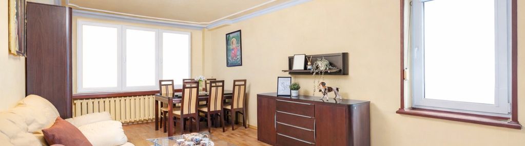 Bezpiecznie-wygodnie-blisko metra-parking