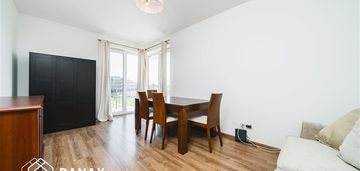 2 pokoje, duży balkon, winda, komórka, m.postojowe