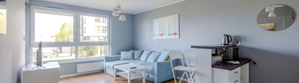 Dwa poziomy/ balkon/ ogród/ miejsce w hali