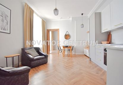 Piękne mieszkanie, parking, 2 pokoje, centrum