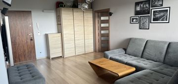 Apartament ,taras 10 m², miejsce postojowe.
