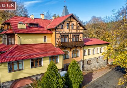 Dochodowy pensjonat z 1905r. w karpaczu | 11 pokoi