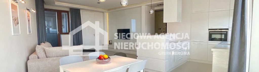 Apart w sea towers z widokiem na morze i miasto