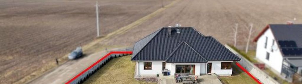 Wygodny dom, gotowy do zamieszkania!