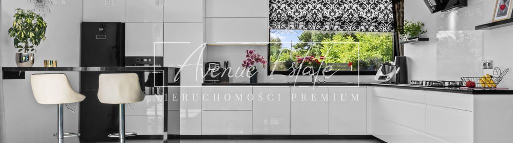 Nowoczesny dom jednorodzinny -warka