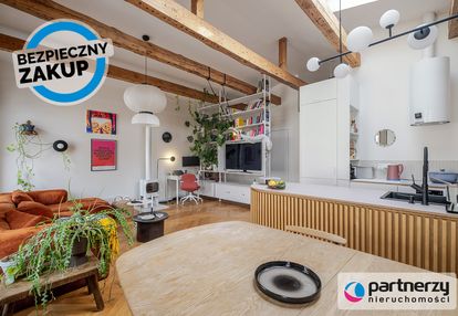 Trzy pokojowe mieszkanie w centrum wrzeszcza