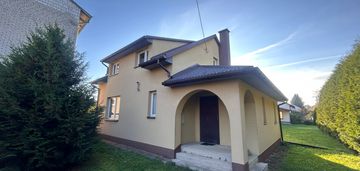 Dom z ogrodem blisko pilicy – wyśmierzyce