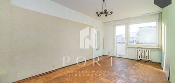 Świetny punkt, 1 piętro z balkonem.