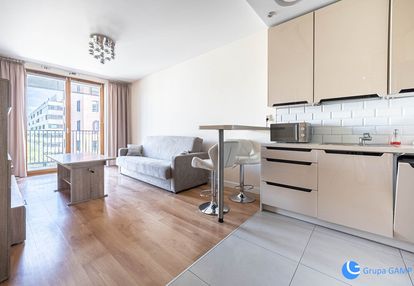 Klimatyzowane 2-pok*41m2*zabłocie*parking*balkon