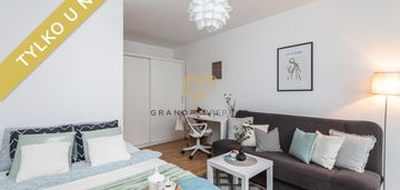 Praga-południe, rondo wiatraczna, studio, balkon