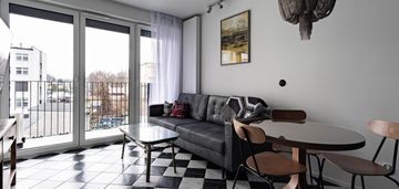 2 pok. 41m2*garaż*w. standard*głowackiego