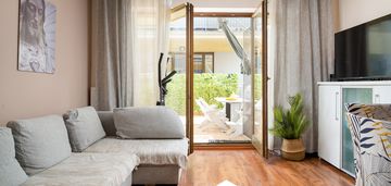 2 pokoje 43 m²  z ogromnym tarasem 27 m² i garażem