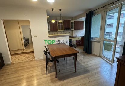 Trzy pokoje obok parku i wisły, solec