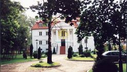 Apartament na terenie parku i miejsce postojowe