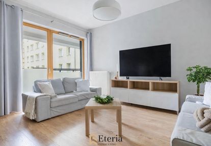 Blisko wszystkiego, daleko od hałasu-metro 3'