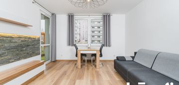 Na wynajem!! kawalerka z odzielną kuchnią avia