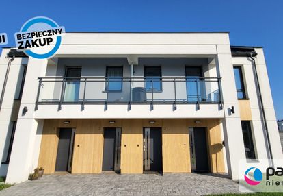 Mieszkanie dwu poziomowe z dwoma wejściami