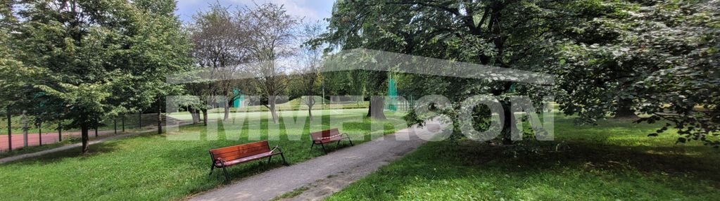 1 sierpnia - blisko lotniska