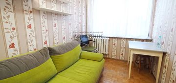 Rezerwacja 48 m2 - trzy rozkładowe pokoje