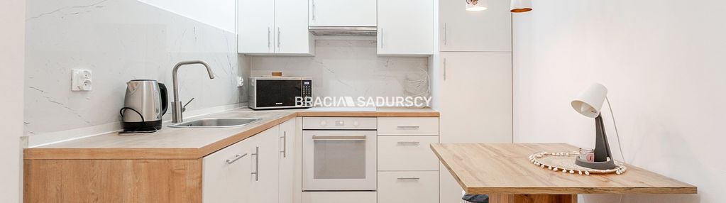 Lokal usługowy ok. 55,3m2 stare miasto!